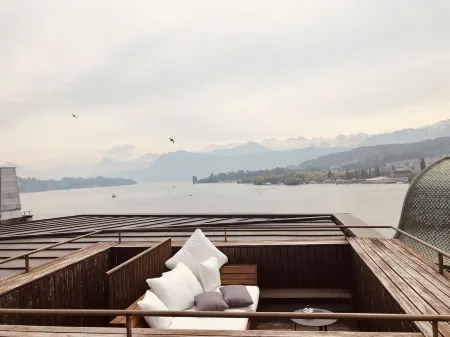 Lucerne Lake View Apartments Отели рядом с достопримечательностью «Natur-Museum Luzern»