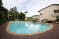 Eden Rose Manor B&B - Beach