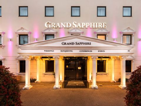Grand Sapphire Hotel & Banqueting