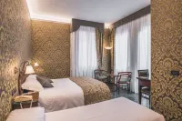 艾爾馬爾卡通酒店