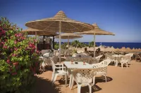 Xperience Hill-Top Beach Resort - Meerblick