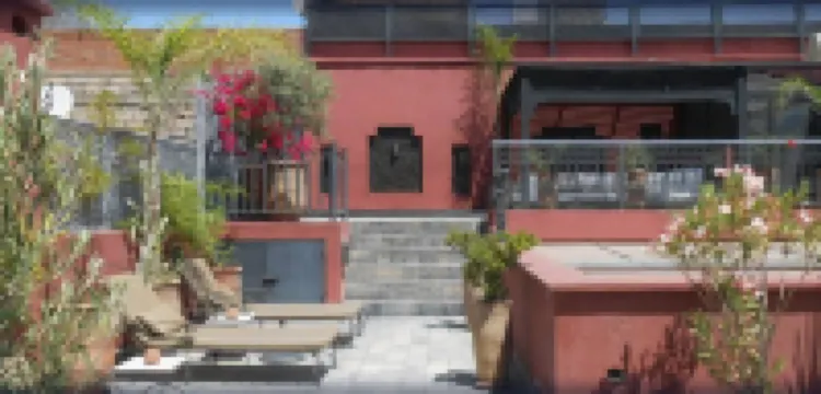 里亞德阿萊格里亞起源酒店 鄰近巴迪皇宮的酒店