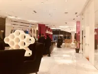 Azure Residences Condominium Daily Rental Hotels in Paranaque City