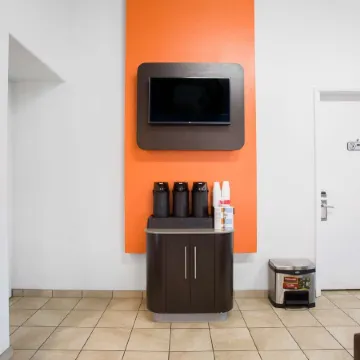 Motel 6 Kingman, AZ - Route 66 West