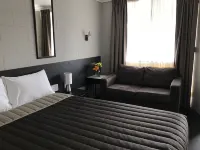 Mandalay Motel Hotels in Roma