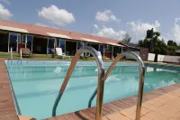 VIP Hotel Madeya - parking