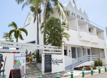 Hôtel Le Grand Bleu