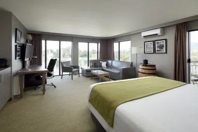 Hôtel Rive Gauche Hotels in Saint-Hyacinthe