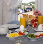 Lillesand Hotel Norge - breakfast