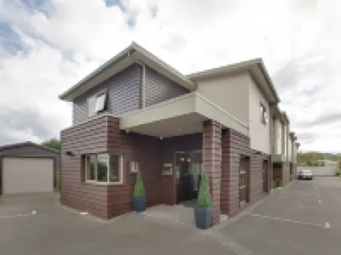 เดอะ โบลค็อทท์ ลอดจ์ โรงแรมในโลเวอร์ฮัตต์