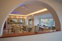 Oasis Hotel Hotels in Perigiali