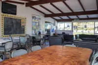 Russell-Orongo Bay Holiday Park - Завтрак