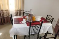 Salient Guest House - breakfast