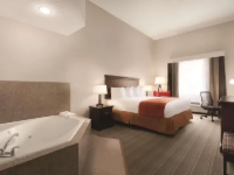 Country Inn & Suites by Radisson, St. Petersburg - Clearwater, FL Hotels in Pinellas Park