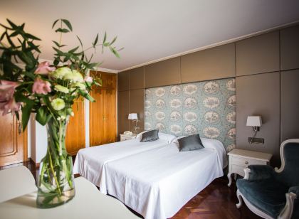 Hotel II Virrey