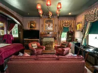 South Broadway Manor B&B - Near Fallingwater, Ohiopyle State Park, Hiking & Biking Trails Gap Hotels in Scottdale