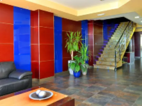 أرايانيس بلايا هوتل فنادق في ألمونيكار