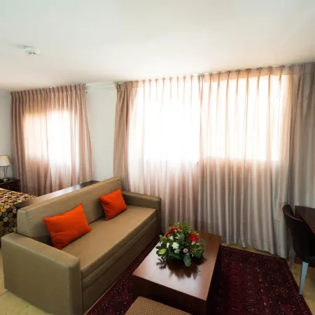 Ramon Suites by Smart Hotels