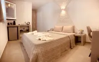 Aeris Suites