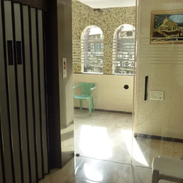 Hotel Regal Palace Отели рядом с достопримечательностью «Mani Bhavan Gandhi Museum»