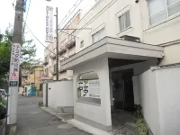 Shin Okubo Sekitei Hotel dekat JR Shin-Okubo Station