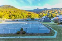 Village of Loon Mountain Hotels in Lincoln