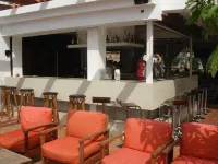 Coralli Apartments - bar