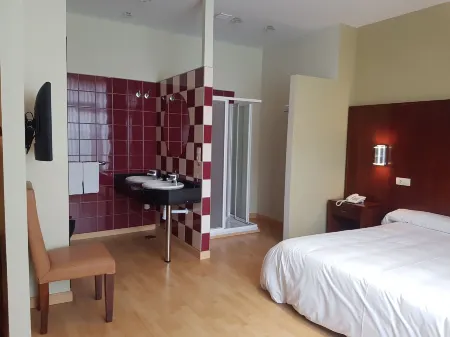 Hotel Arcea Villaviciosa Отели рядом с достопримечательностью «Río de la Ría»