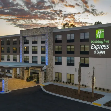Holiday Inn Express & Suites KINGSLAND I-95-NAVAL BASE AREA by IHG