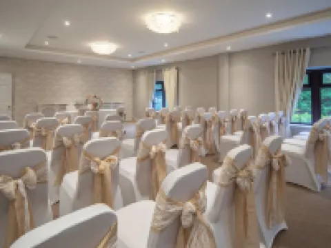 The Holt Hotel Hotels in Bicester