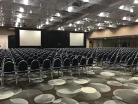 ออชคอช แมริออท วอเตอร์ฟร้อนท์ โฮเทล แอนด์ คอนเวนชั่น เซ็นเตอร์