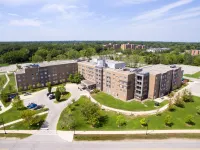 Residence & Conference Centre - Windsor Hotels in 