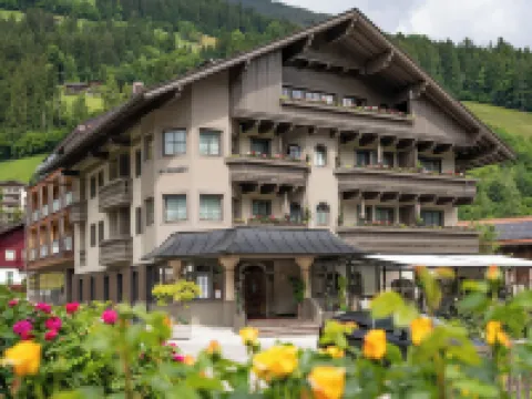 DerNeuwirt Hotels in Hippach