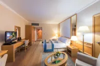 Constantinou Bros Asimina Suites Hotel Hotels in Пафос