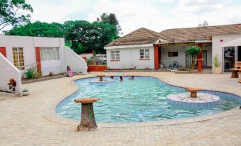 Highlands Lodges & Apartments
