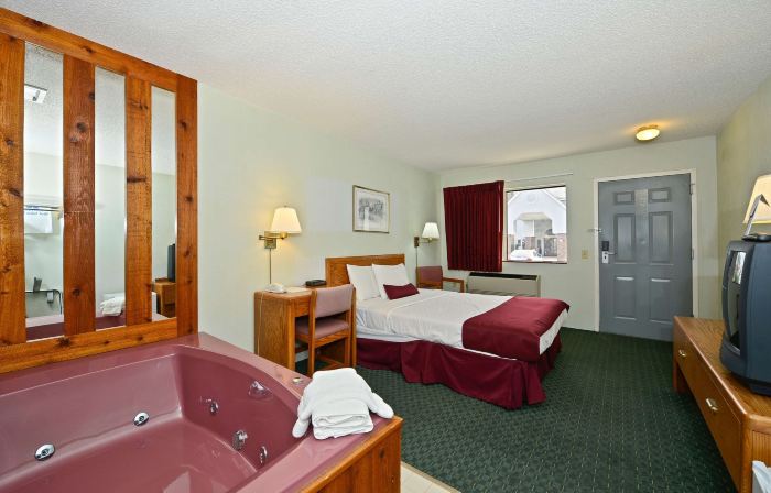 Americas Best Value Inn- St. Ignace