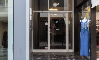 Luxury Apartments in Plaka by Upstreet