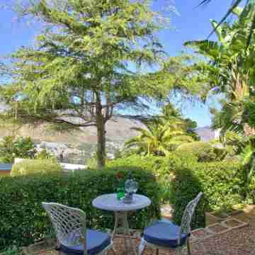 Dreamhouse Guest House Hotel Exterior