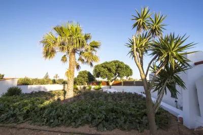 Agriturismo Resort Costa House Các khách sạn gần Porta D'Europa