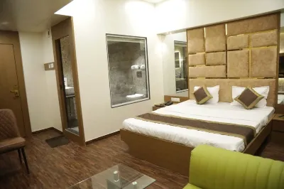 Hotel M Residency Hôtels à : Ulhasnagar