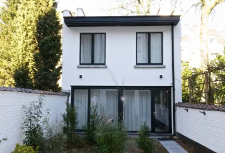 Suites 124 Отели рядом с достопримечательностью «Парк Тенбош»