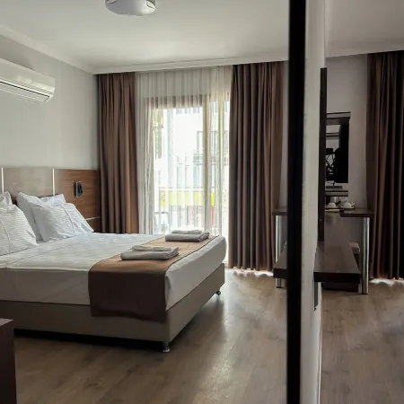 Gulluk Life Hotel