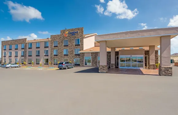 託諾帕舒適酒店