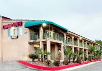 Crown Motel Las Vegas Hotel โรงแรมใน