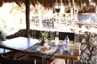 Solitaire Mountain Lodge - 朝食