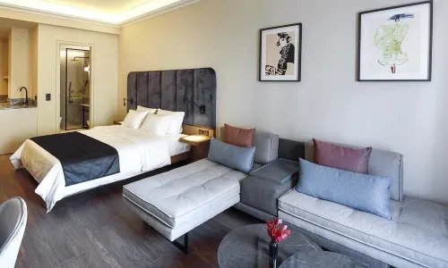 Roomore Apartments