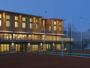 Esmarin Wellness Hotel