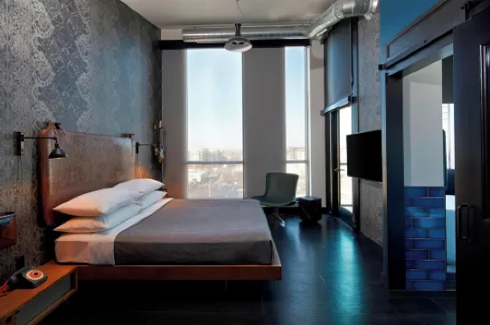 Moxy Minneapolis Uptown