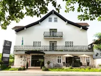 โรงแรมบริสตอลซาบรินา โรงแรมในจอยน์วิลล์