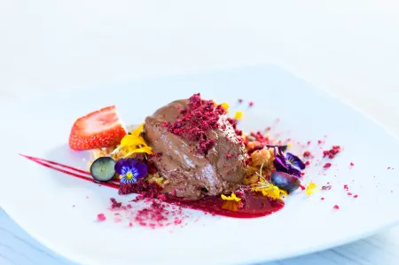 Lakeside Hotel and Conference Centre Отели в г. Normanhurst